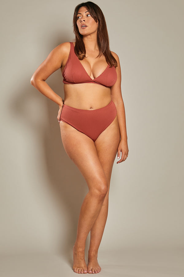 In The Style In The Style Contour Rib High Leg High Waisted Bikini Bottoms Rust