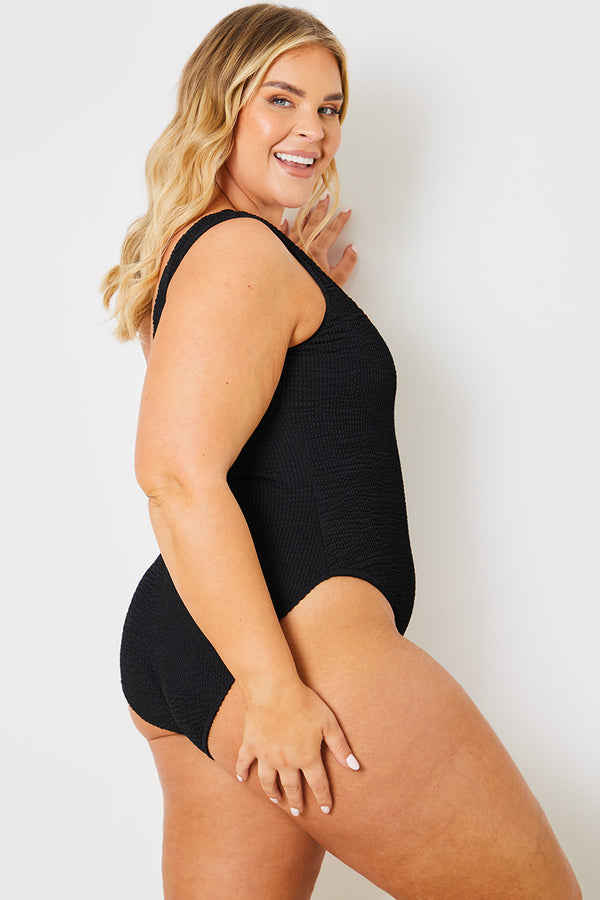 In The Style In The Style Control Crinkle Scoop Neck Swimsuit Black