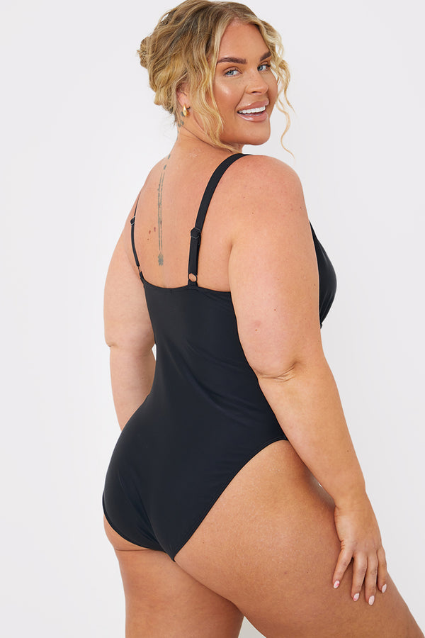 In The Style In The Style Control Ring Detail Ruched Swimsuit Black