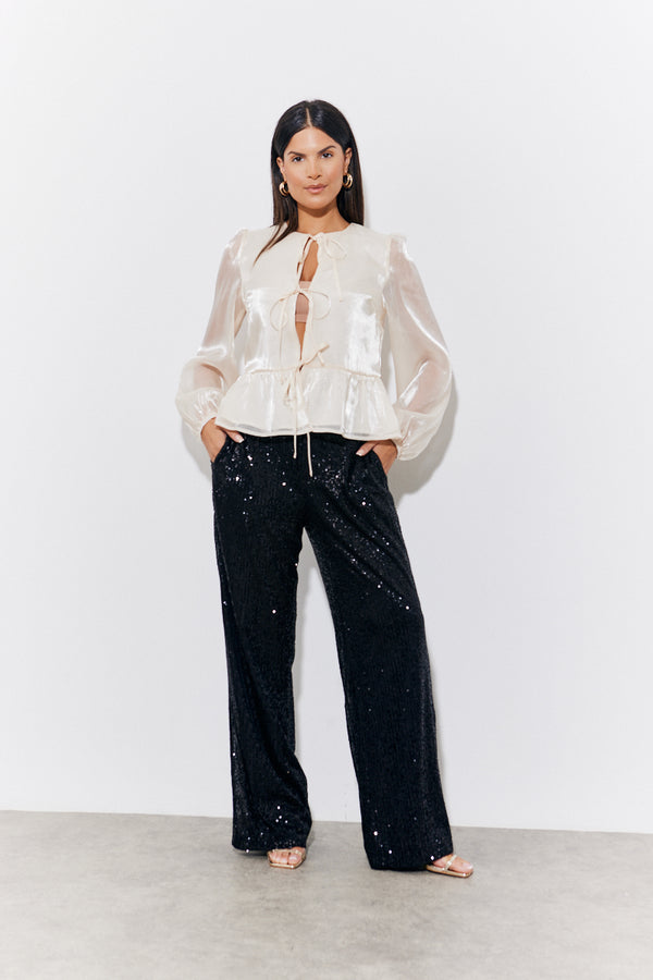 In The Style In The Style Cream Organza Tie Front Puff Sleeve Top Cream