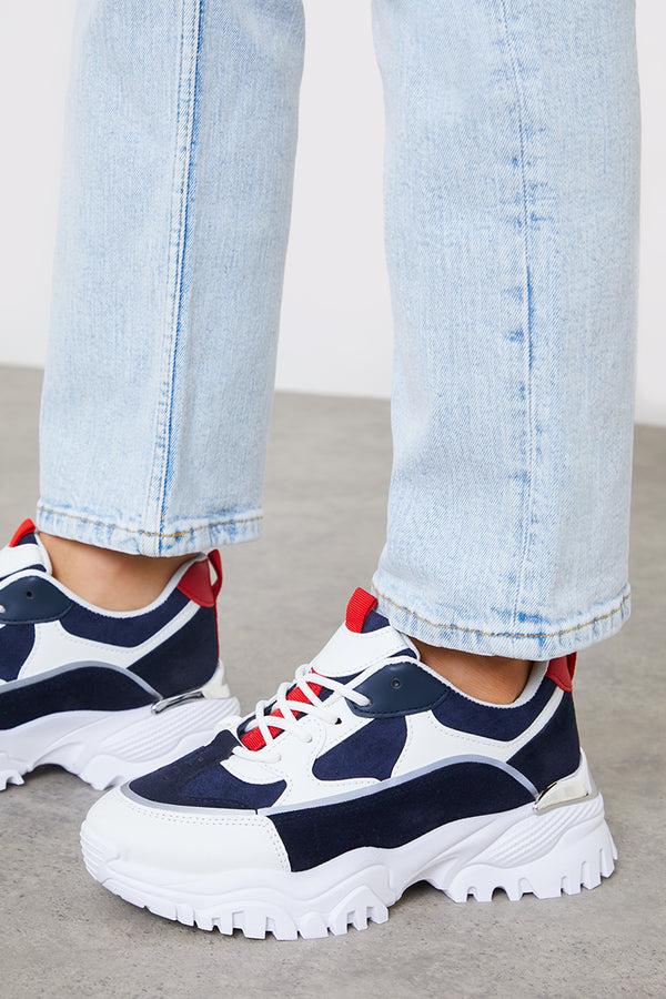 In The Style In The Style Detail Chunky Trainer Navy