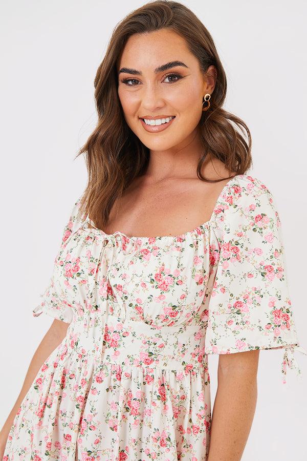 In The Style In The Style Ditsy Floral Print Puff Sleeve Sweetheart Midi Dress Pink