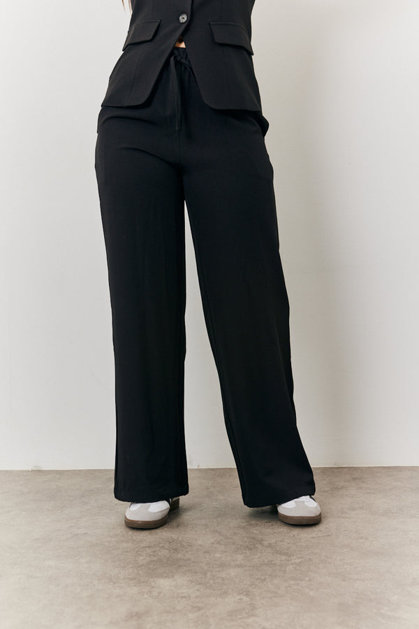 In The Style In The Style Elasticated Mid Rise Wide Leg Trouser Black