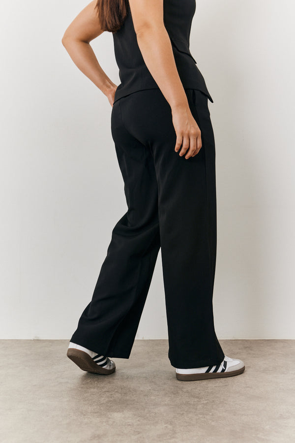 In The Style In The Style Elasticated Mid Rise Wide Leg Trouser Black
