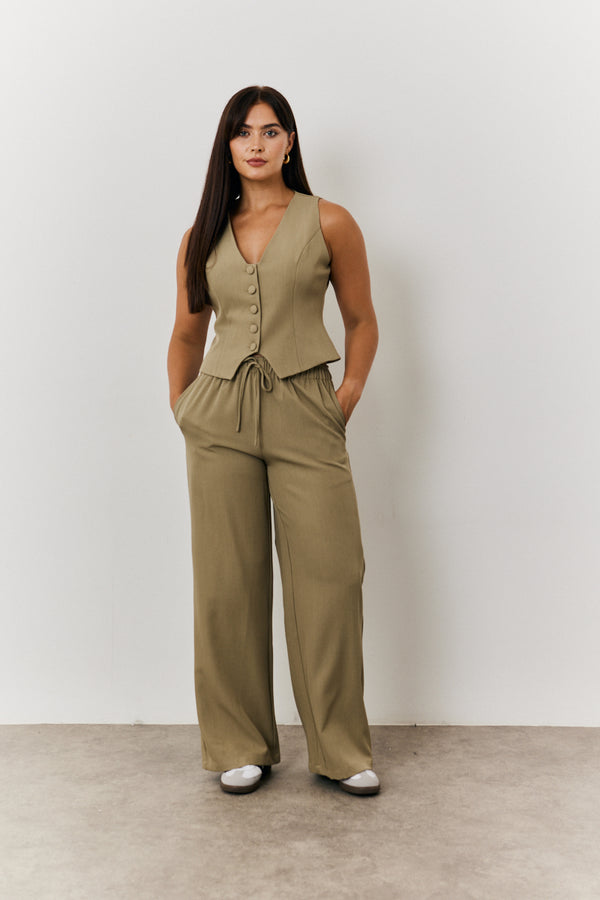 in the style In The Style Elasticated Mid Rise Wide Leg Trouser Khaki
