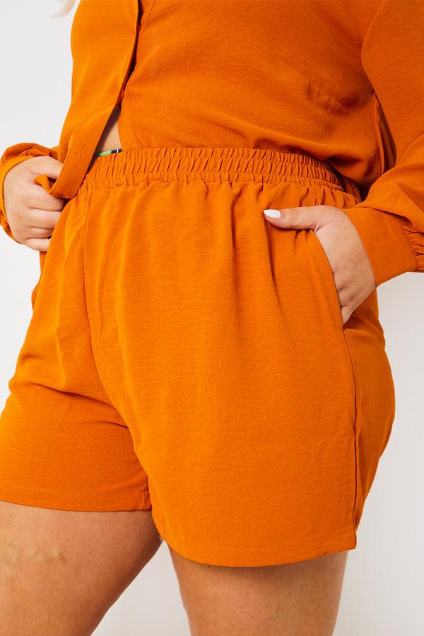 In The Style In The Style Elasticated Waist Textured Co-Ord Shorts Orange