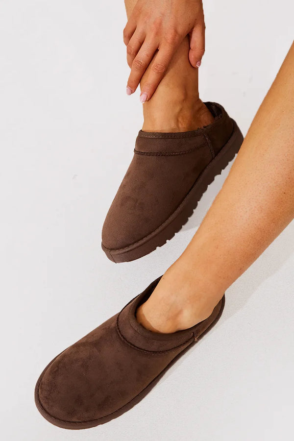 In The Style In The Style Faux Suede Flat Shoe Brown