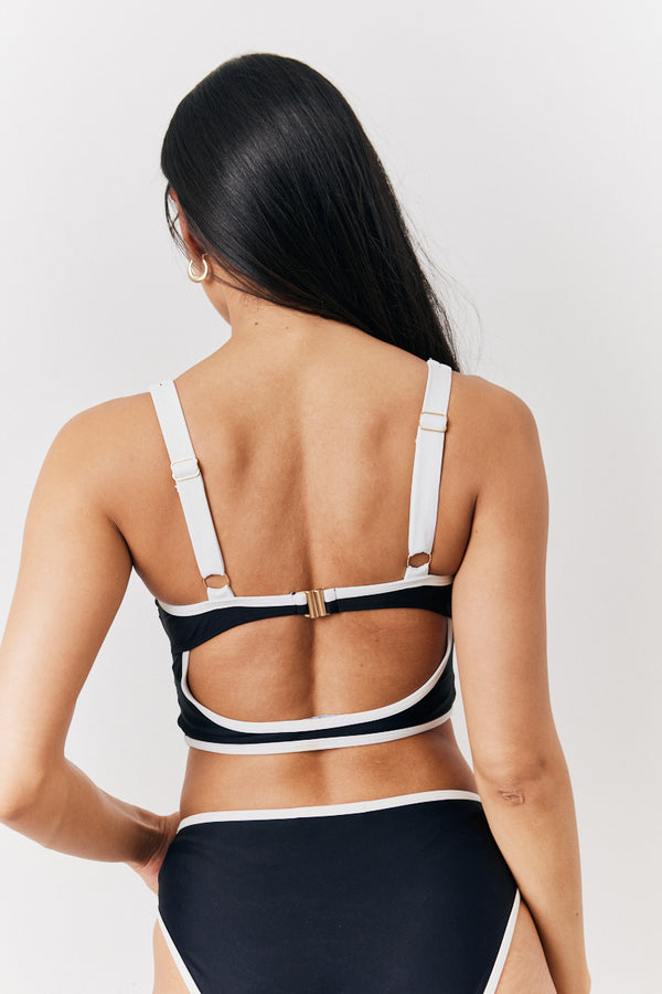 In The Style Fits Black U Bar Swim Crop Top Black