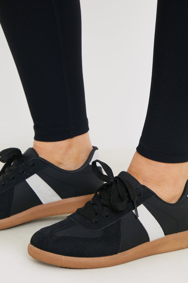 In The Style Fits CONTRAST PANEL TRAINERS Black