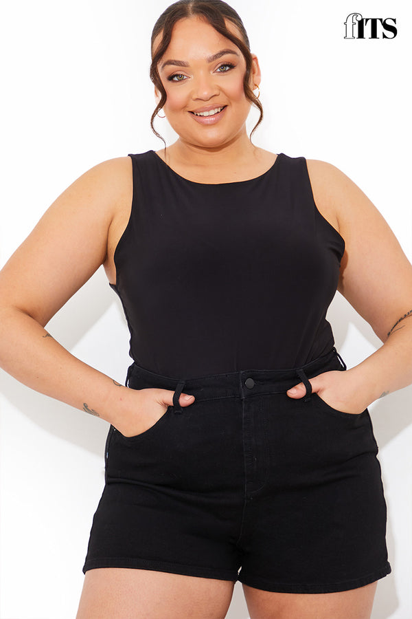 In The Style Fits Denim Mom Short Black