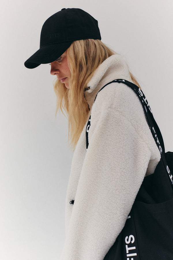 In The Style Fits FITS Embroidered Cap Black