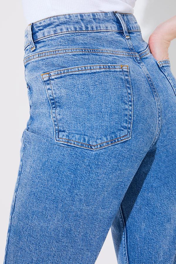 In The Style Fits Straight Leg Jean Blue