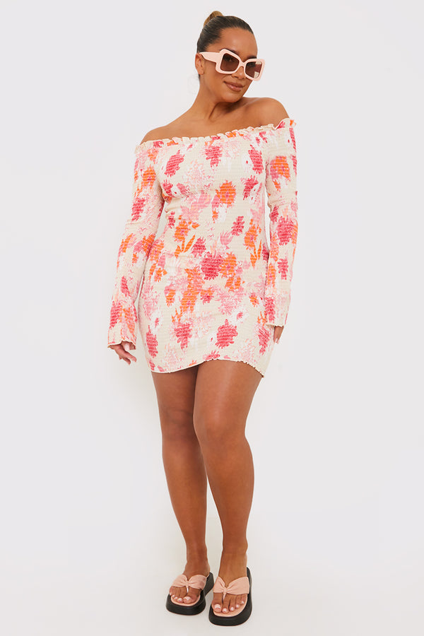 In The Style In The Style Floral Bardot Shirred Long Sleeve Mini Dress Pink