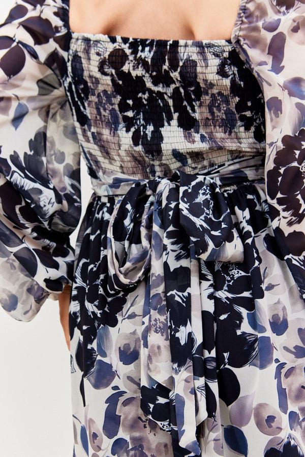 In The Style In The Style Floral Chiffon Wrap Sweetheart Mini Skater Dress Black