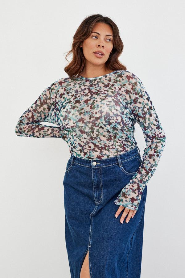 in the style In The Style Floral Mesh T-Shirt Print