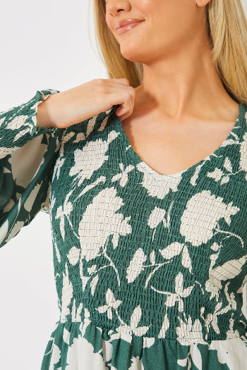 In The Style In The Style Floral Print Shirred Bodice Balloon Sleeve Mini Dress Green