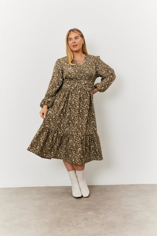 in the style In the Style Floral Print Wrap Front Belted Balloon Sleeve Midi Dress Green