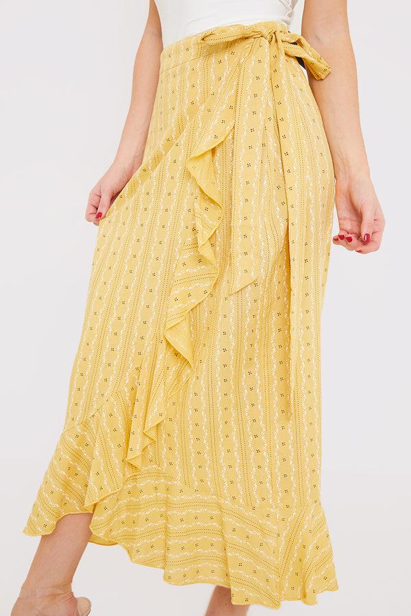 In The Style In The Style Floral Print Wrap Midaxi Skirt Yellow