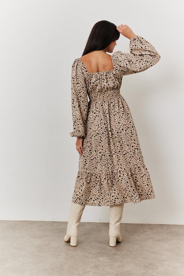 In The Style In The Style Floral Printed Tiered Midi Dress With Ruched Bust And Tie Front Detail Stone