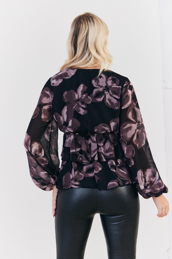 In The Style In The Style Floral V Neck Frill Detail Blouse Brown