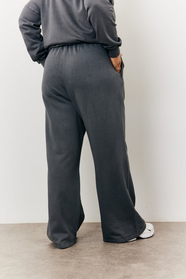 In The Style In The Style Grey Wash Wide Leg Jogger Dark Grey