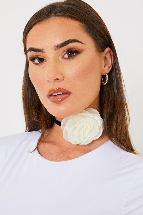 in the style In The Style Corsage Neck Tie Cream