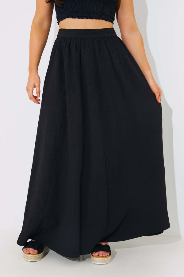 In The Style In The Style Crinkle Maxi Skirt Black