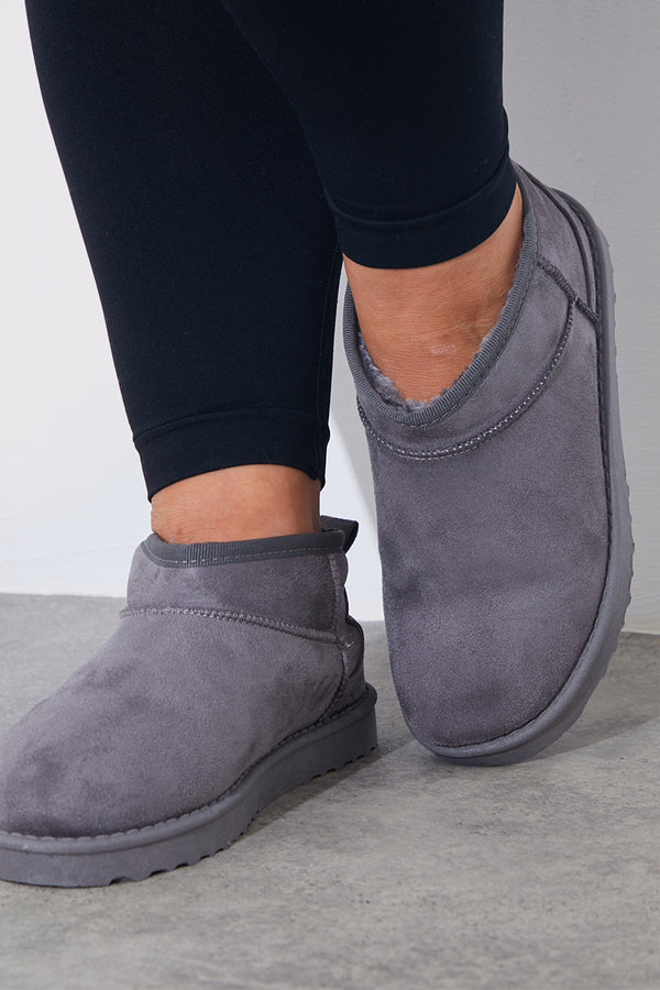 In The Style In The Style Faux Fur Ankle Boot Grey