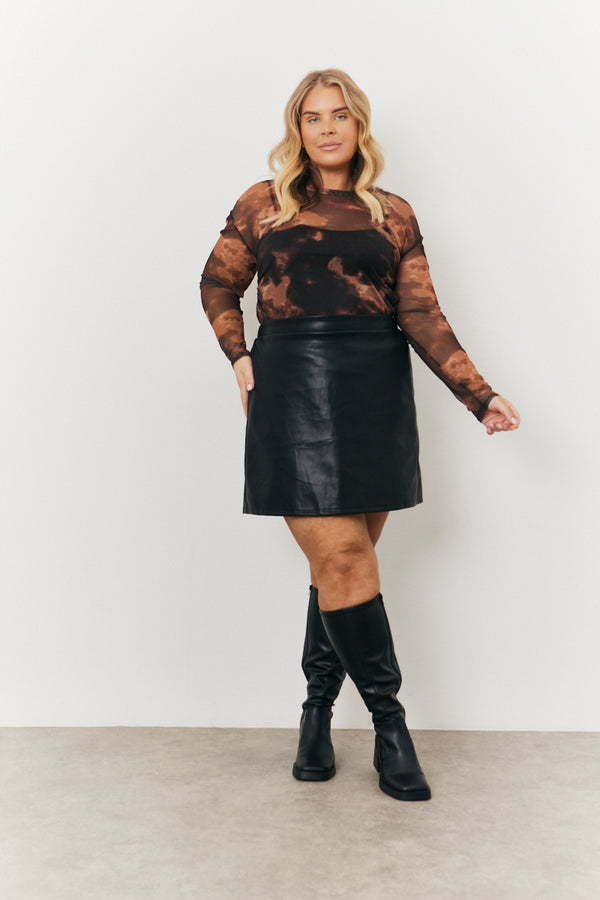 in the style In the Style Faux Leather Skirt Black