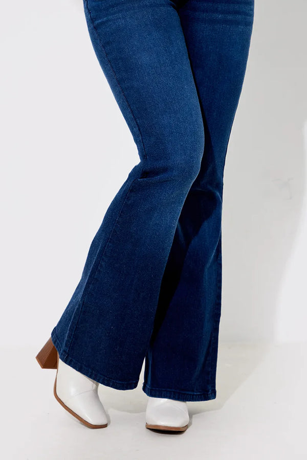 In The Style In The Style Flared Jeans Indigo