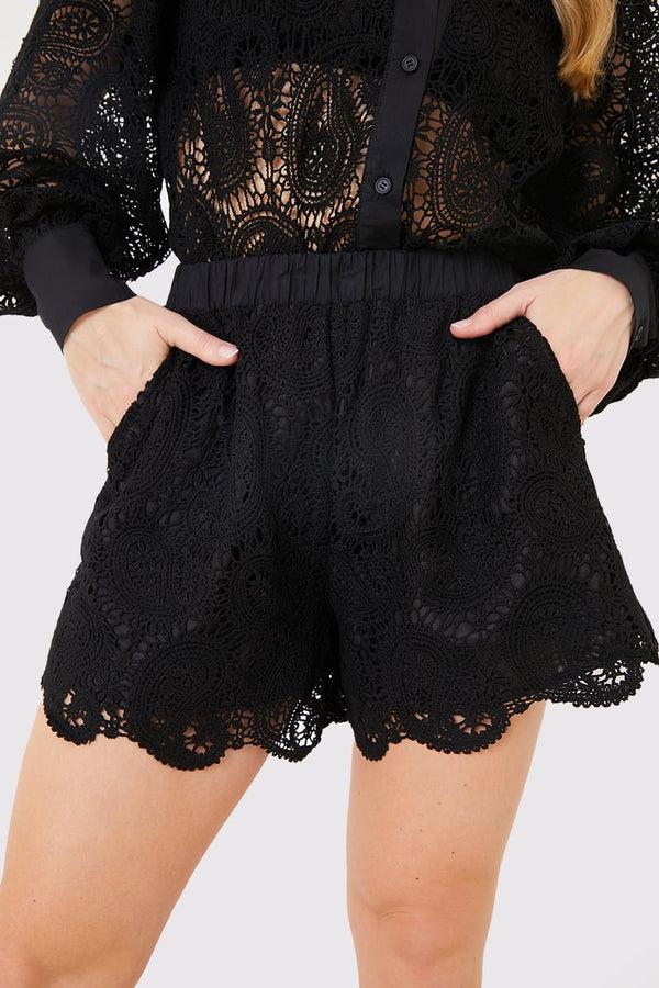 In The Style In The Style Lace Co-Ord Shorts Black