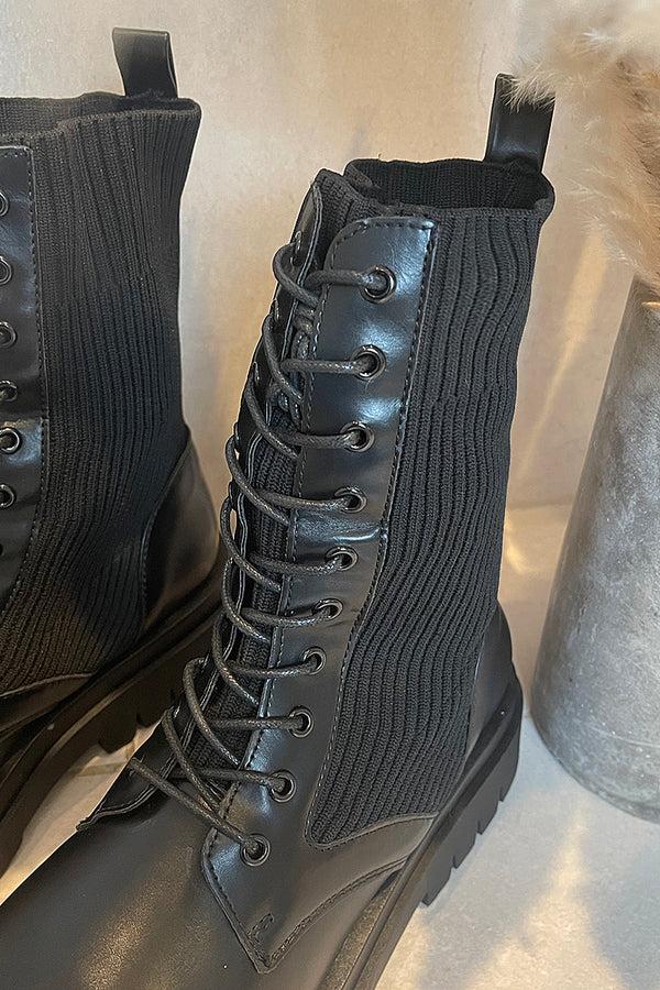 In The Style In The Style Lace Up Boots Black