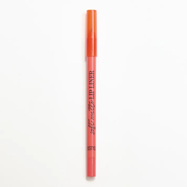 in the style In The Style Lip Liner Heartbeat