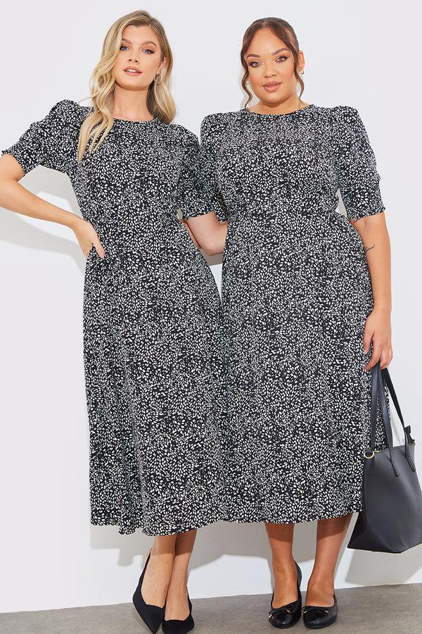 in the style In The Style Maxi Dress Black