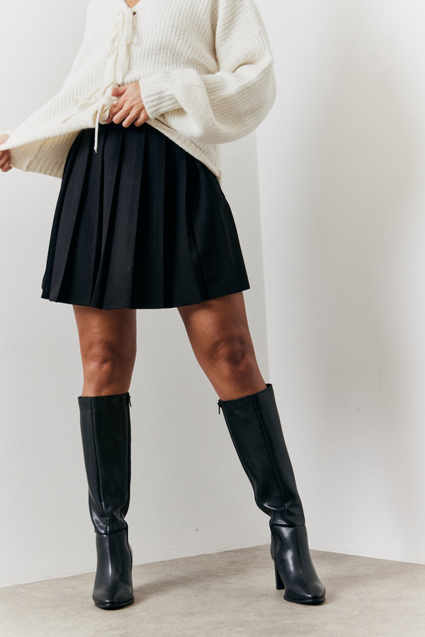 In The Style In The Style Pleated Skirt Black