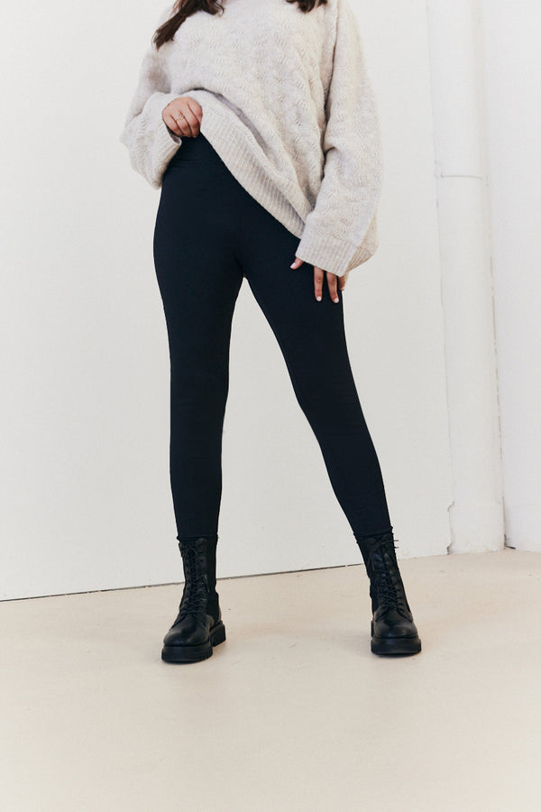 In The Style In The Style Recycled Legging Black