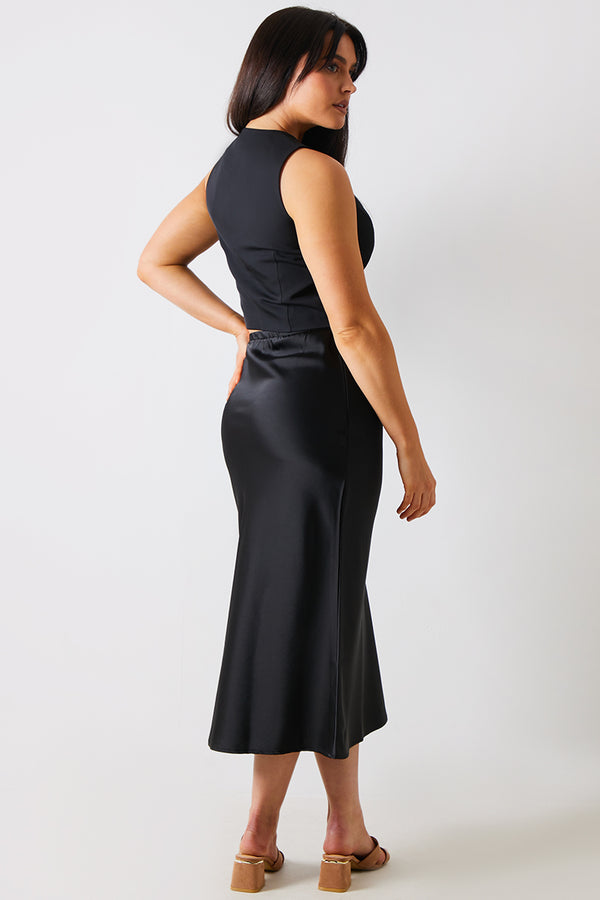 In The Style In The Style Satin Midi Skirt Black