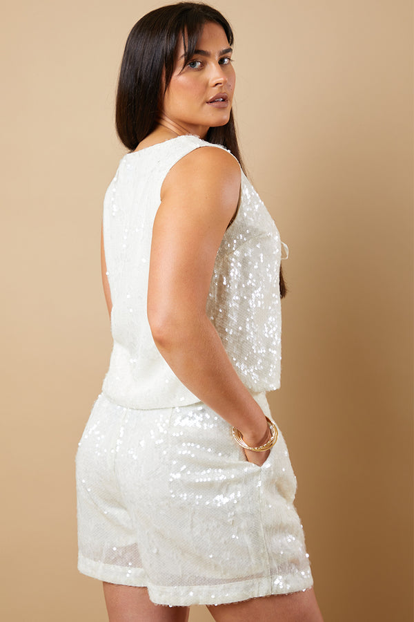 In The Style In The Style Sequin Shorts Off White