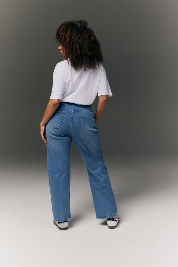 In The Style In The Style Straight Leg Jean Blue