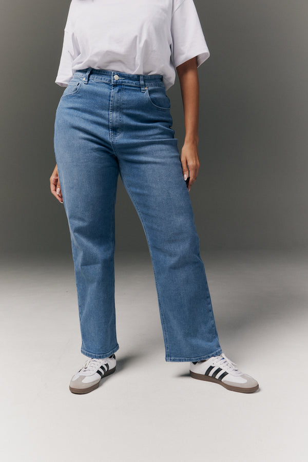In The Style In The Style Straight Leg Jean Blue
