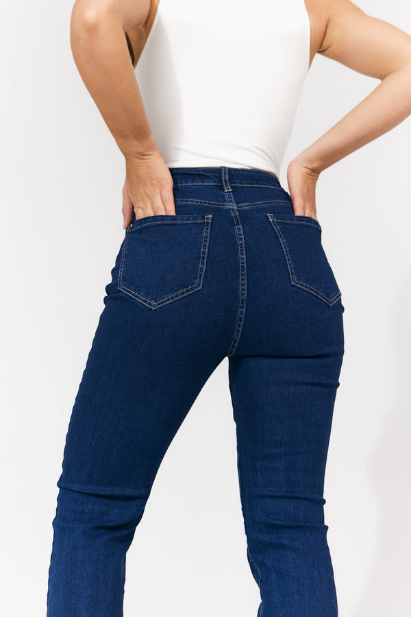 In The Style In The Style Ivy Kickflare Jeans Indigo