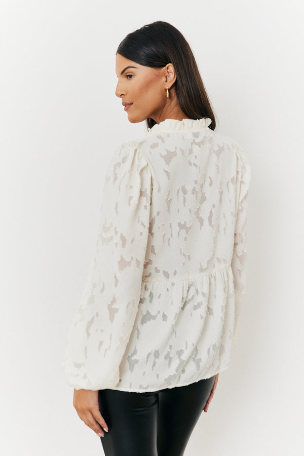 In The Style In The Style Jacquard Balloon Sleeve Blouse White