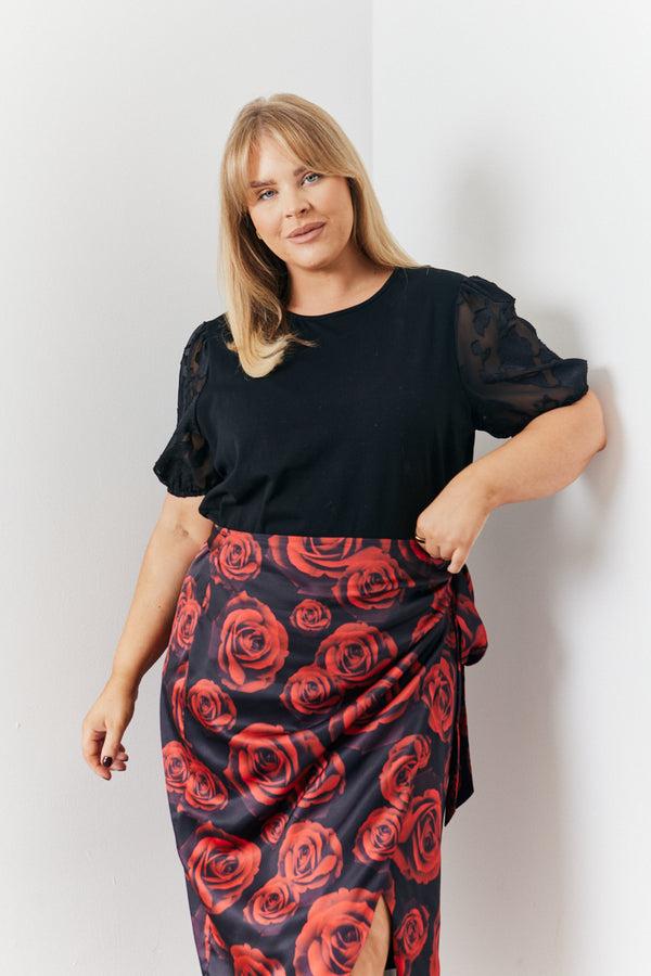 In The Style In The Style Jacquard Puff Sleeve Top Black