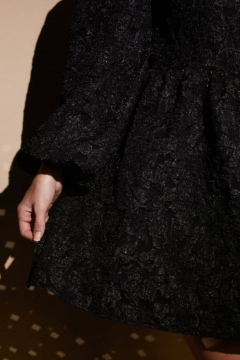 In The Style In The Style Jaquard Wrap Smock Dress Black