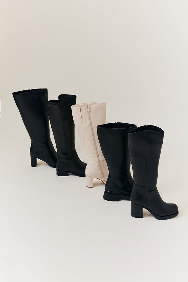In The Style In The Style Kylie Heeled High Leg Boot Cream