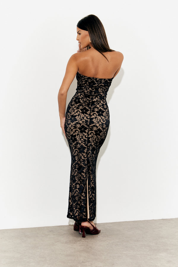 In The Style In The Style Lace Bandeau Maxi Dress Black