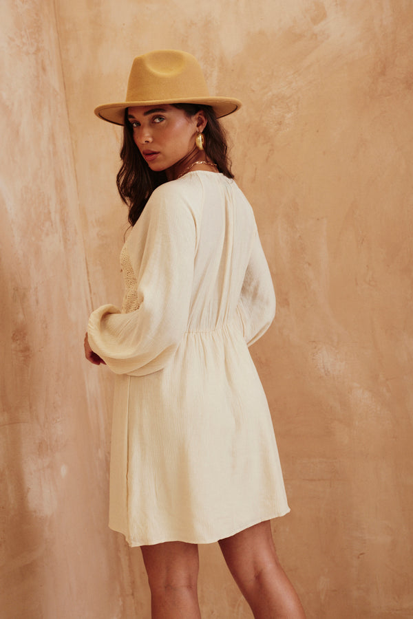 In The Style In The Style Lace Detail Long Sleeve Mini Dress Stone