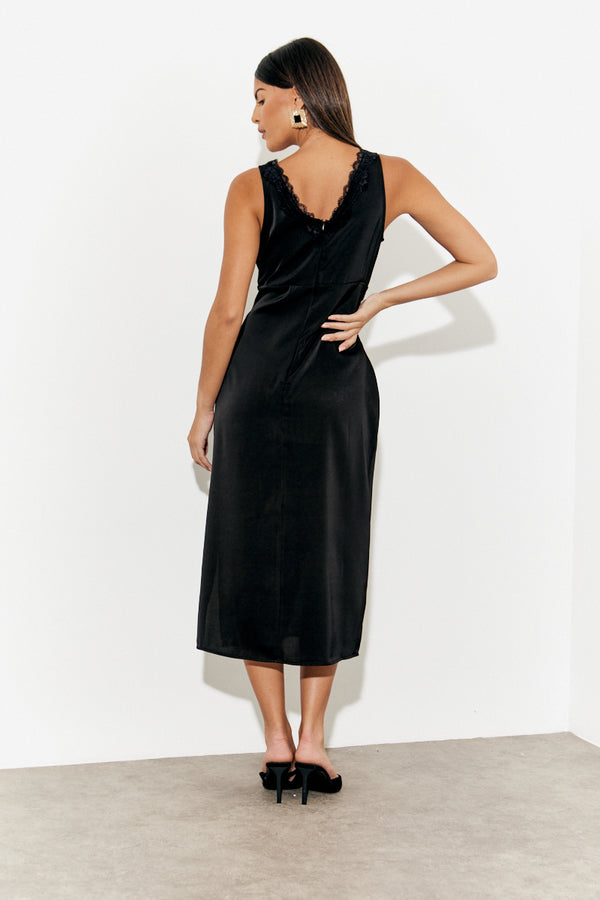 In The Style In The Style Lace Trim Satin Midi Dress Black