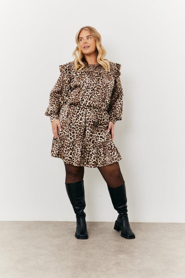 In The Style In The Style Leopard Print Satin Shirred Frill Detail Belted Mini Dress Multicoloured