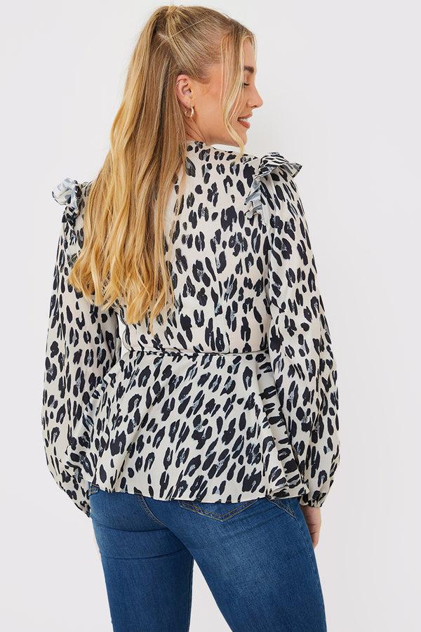 In The Style In The Style Leopard Print Wrap Blouse Multi